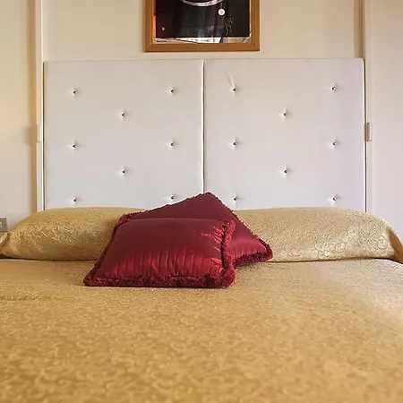 Boudoir Vatican *